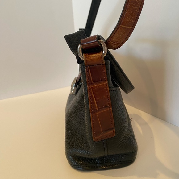 Brighton cross body zippered purse. leather strap. Clip for keys. - Picture 2 of 7